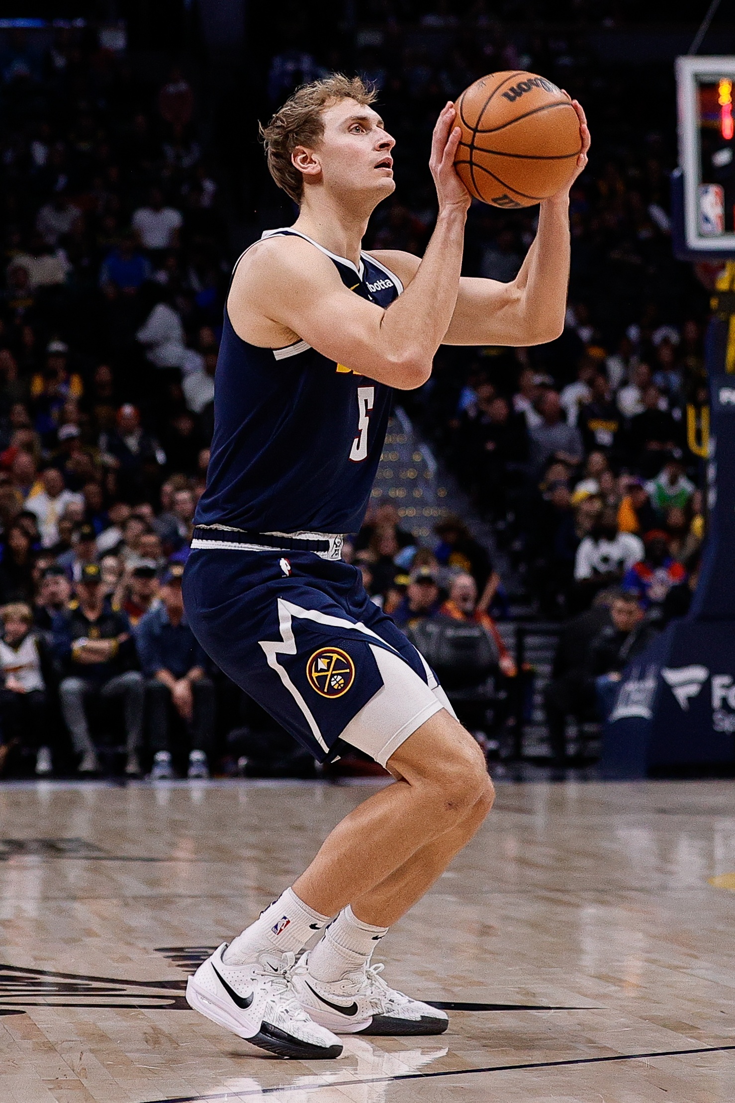 从掘金换来!Scotto:篮网已经裁掉了前锋亨特·泰森